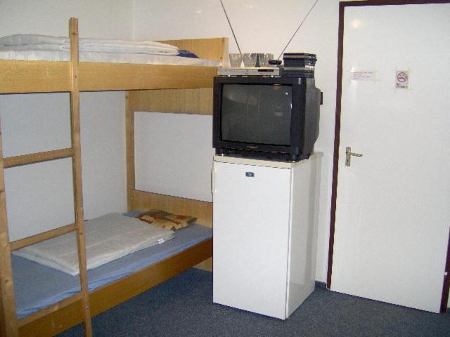 Ifi Hostel Печ Экстерьер фото